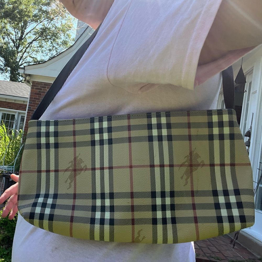Burberry Signature Plaid Leather Shoulder Bag - Picture 5 of 6